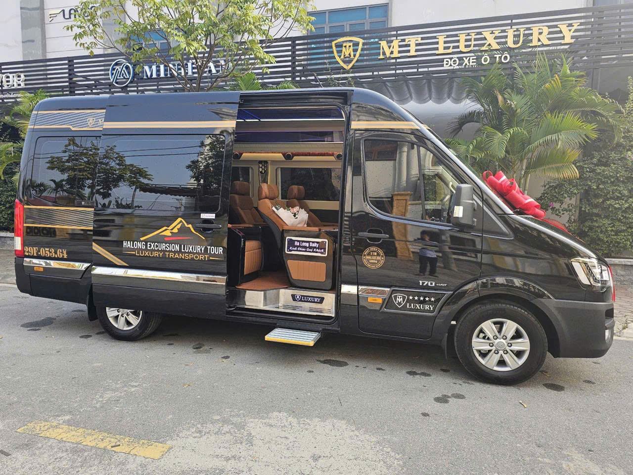 Ninh Binh Trang An Luxutransport Limosine